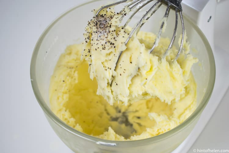 Fluffy KitchenAid Mashed Potatoes - Super Easy - Lexa's Recipes