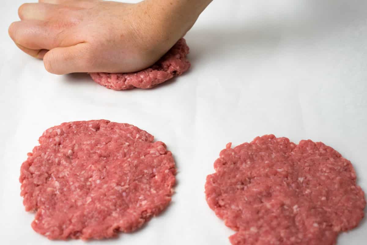 Forming homemade burgers 