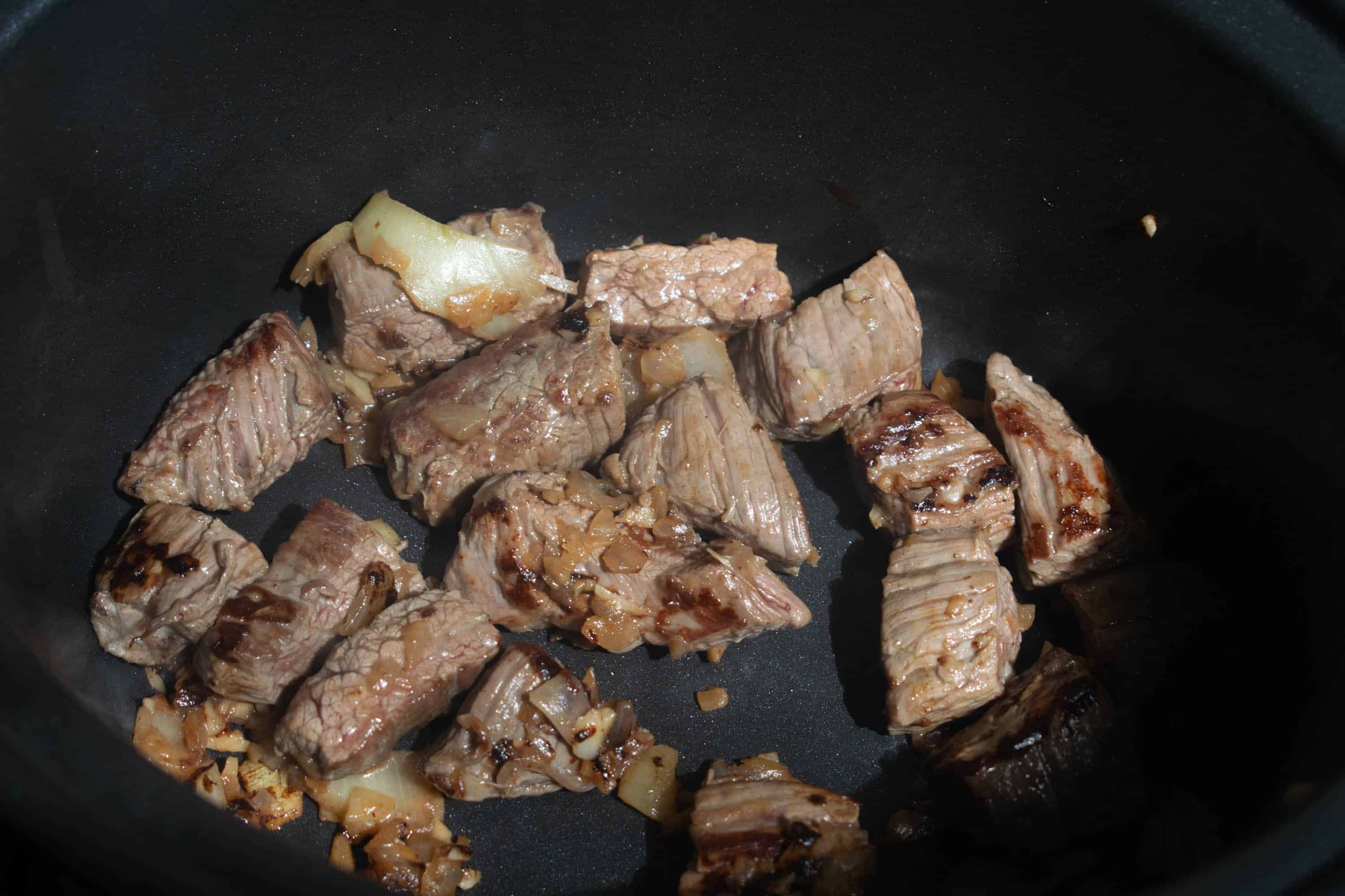 braised beef in slow cooker