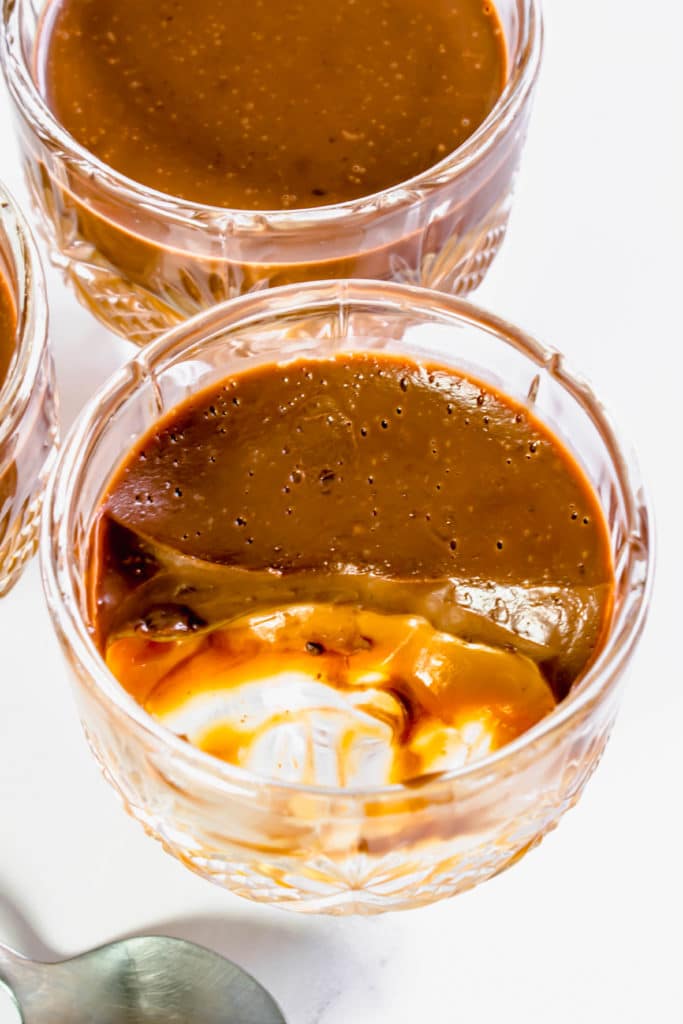 Ambrosia Dessert Pots Chocolate & Salted Caramel Sauce/Chocolate