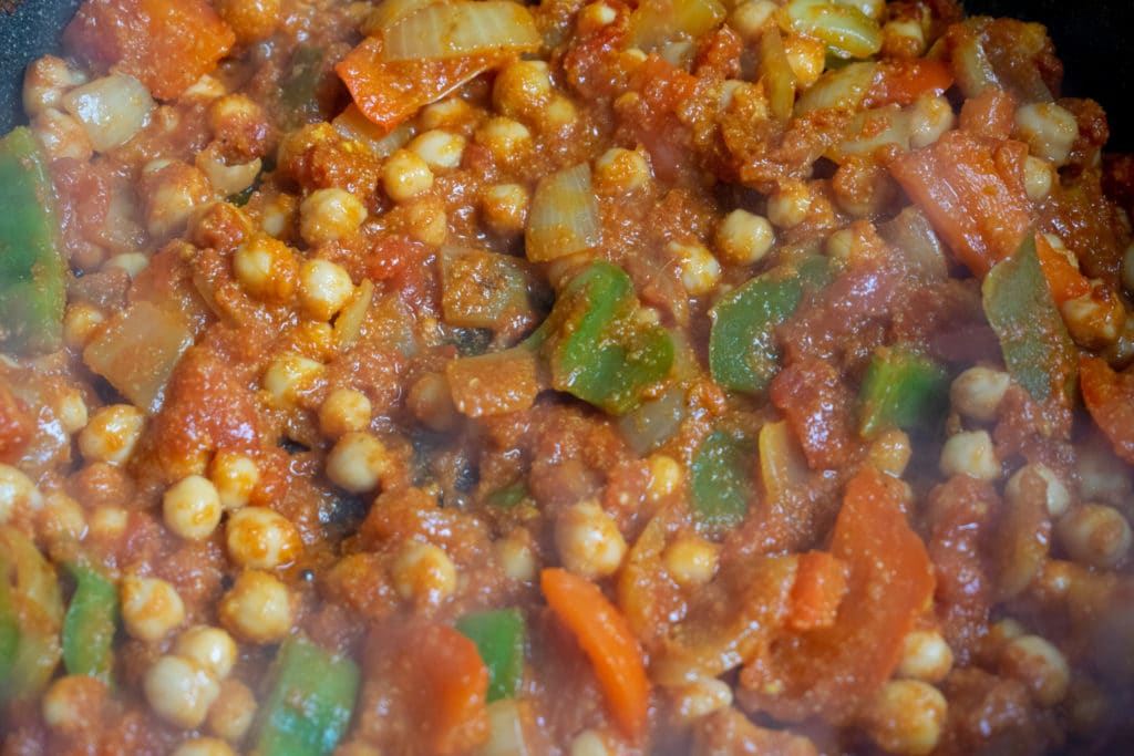 chickpea balti curry cooking