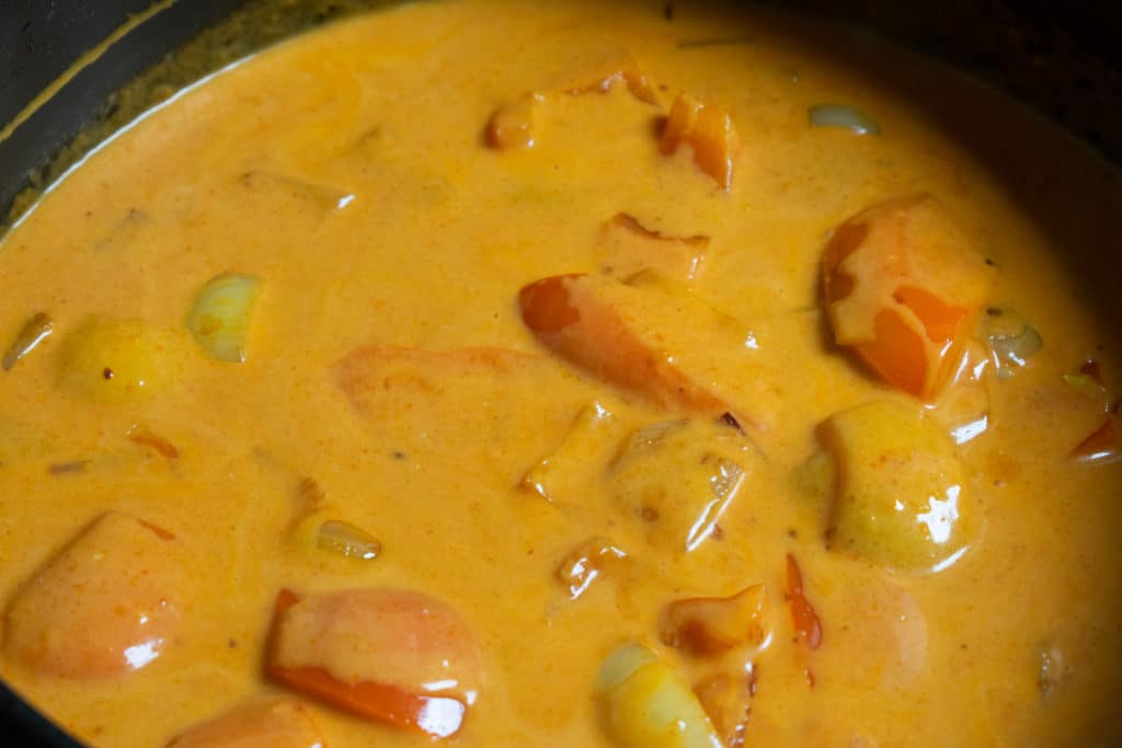 cooking tikka masala sauce