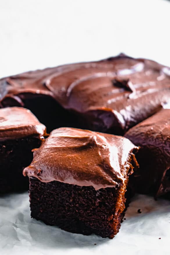 chocolate fudge cake traybake recipe