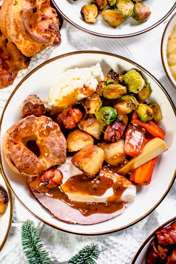 Two-tray Christmas dinner recipe