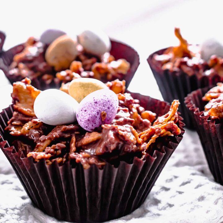 Chocolate Cornflake Cakes-image