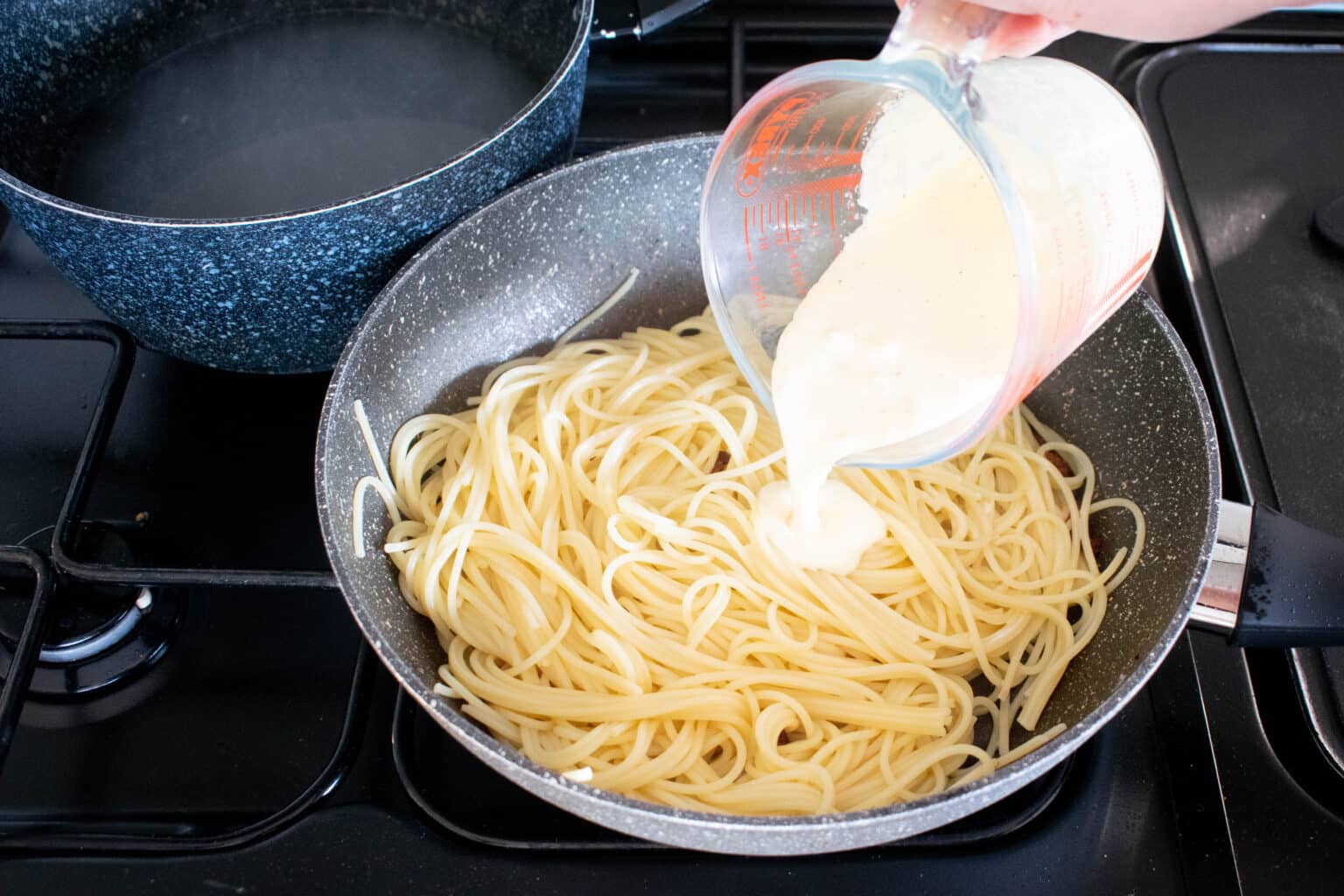 Easy Creamy Carbonara Recipe | Step by step | Hint Of Helen