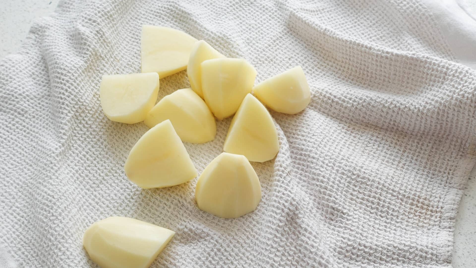 Air Fryer Roast Potatoes (no parboil) Recipe Hint Of Helen