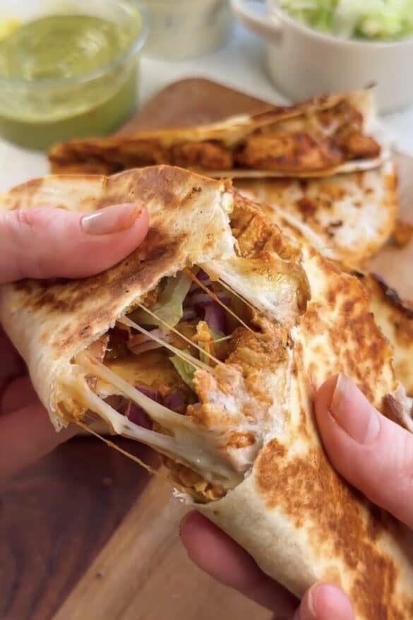 Easy cheesy chicken tacos